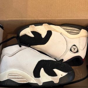 Nike Air Jordan XIV 14 Retro black toe 654973-102 size 6C